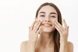 Nurturing Radiance: The Essence of Sensitive Face Care Products